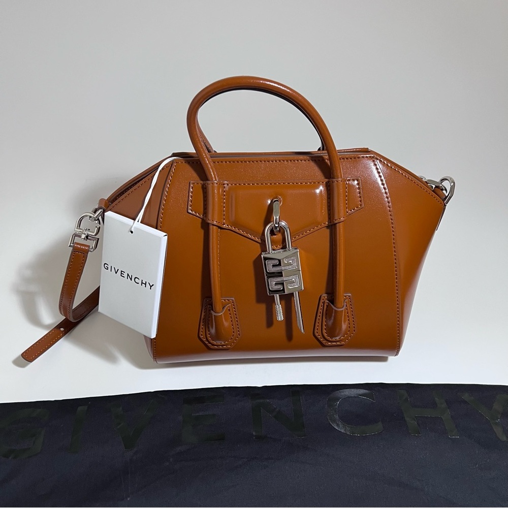 Givenchy Mini Antigona Lock Bag in box leather / Authentic
